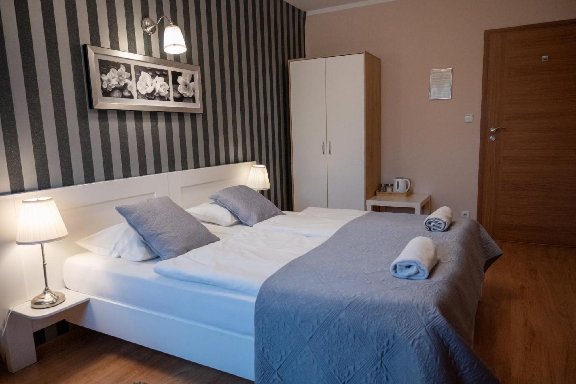 Agro Nad Stawem Villa Zukowo Bagian luar foto