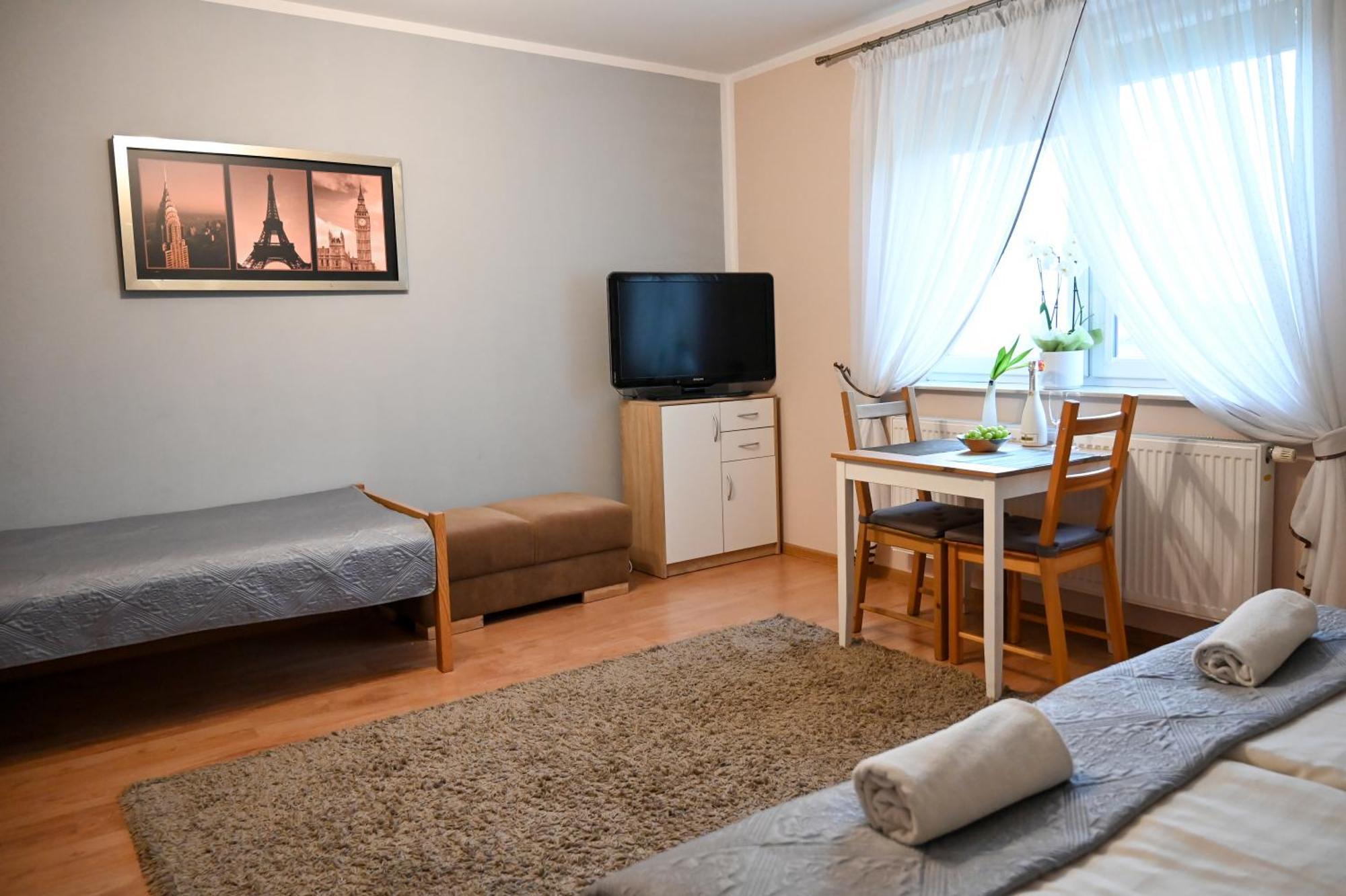 Agro Nad Stawem Villa Zukowo Bagian luar foto