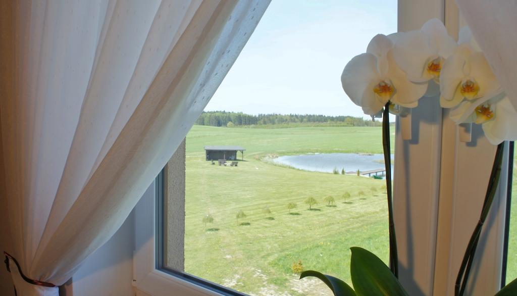 Agro Nad Stawem Villa Zukowo Ruang foto