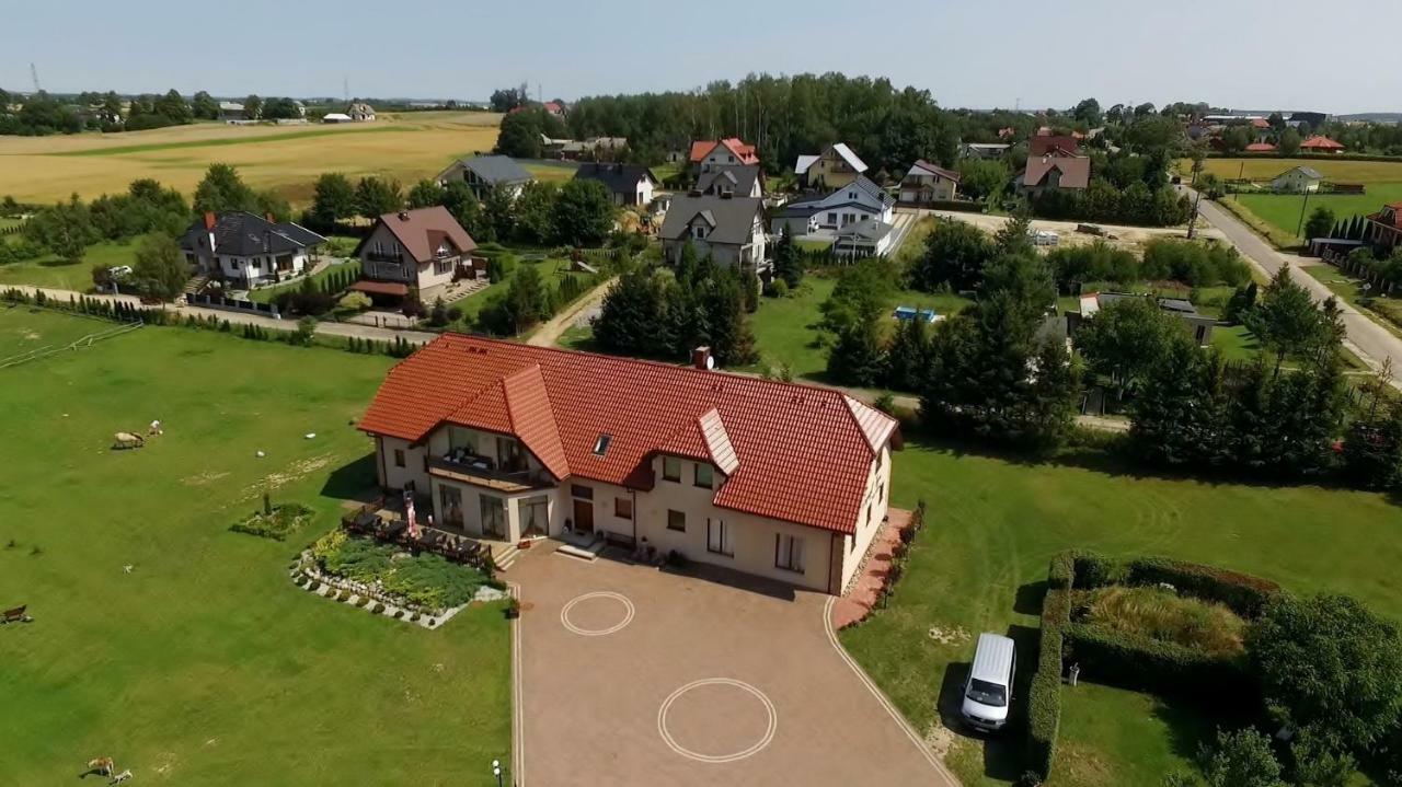 Agro Nad Stawem Villa Zukowo Bagian luar foto